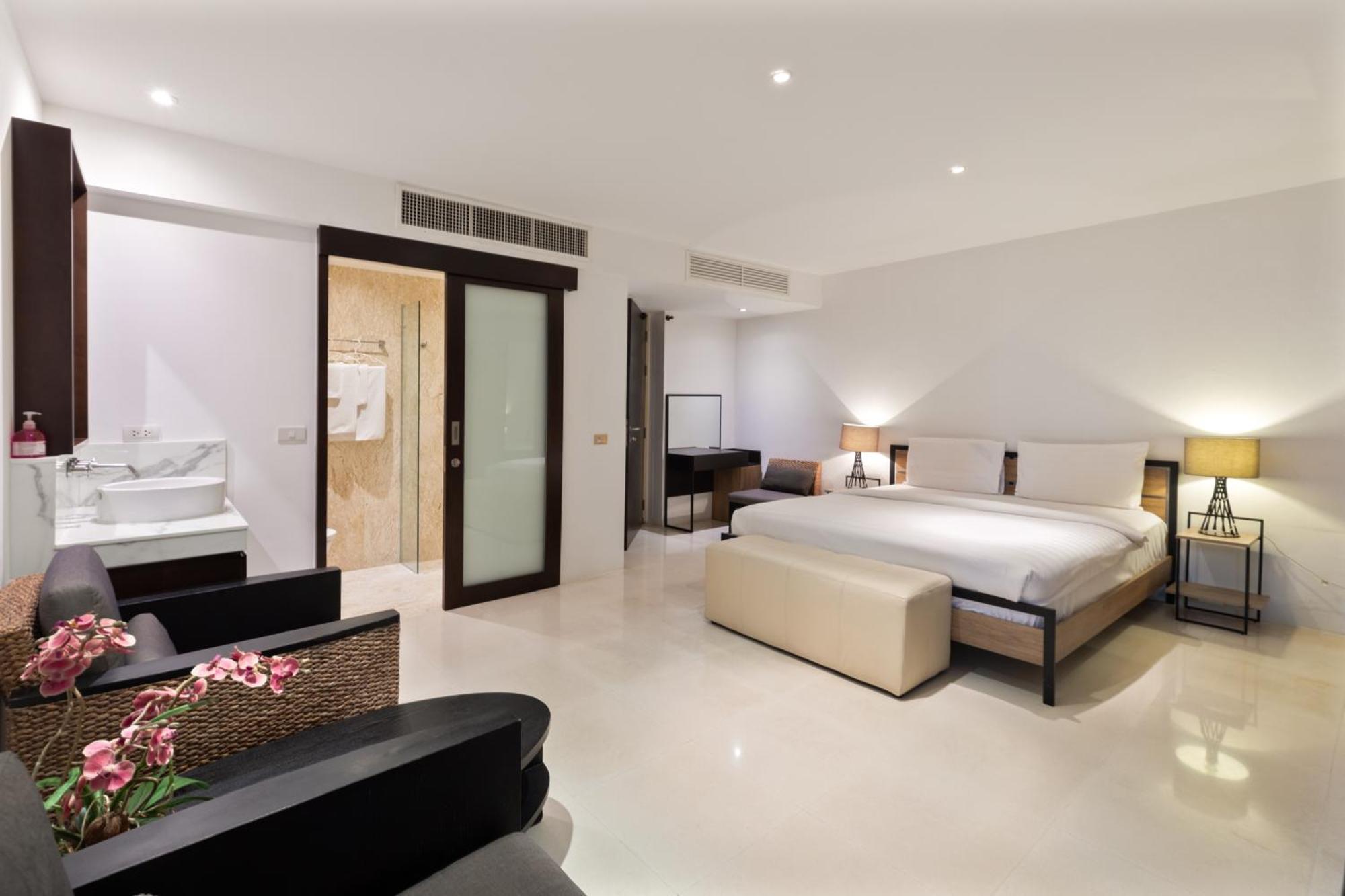 Surin Heights Villa Phòng bức ảnh
