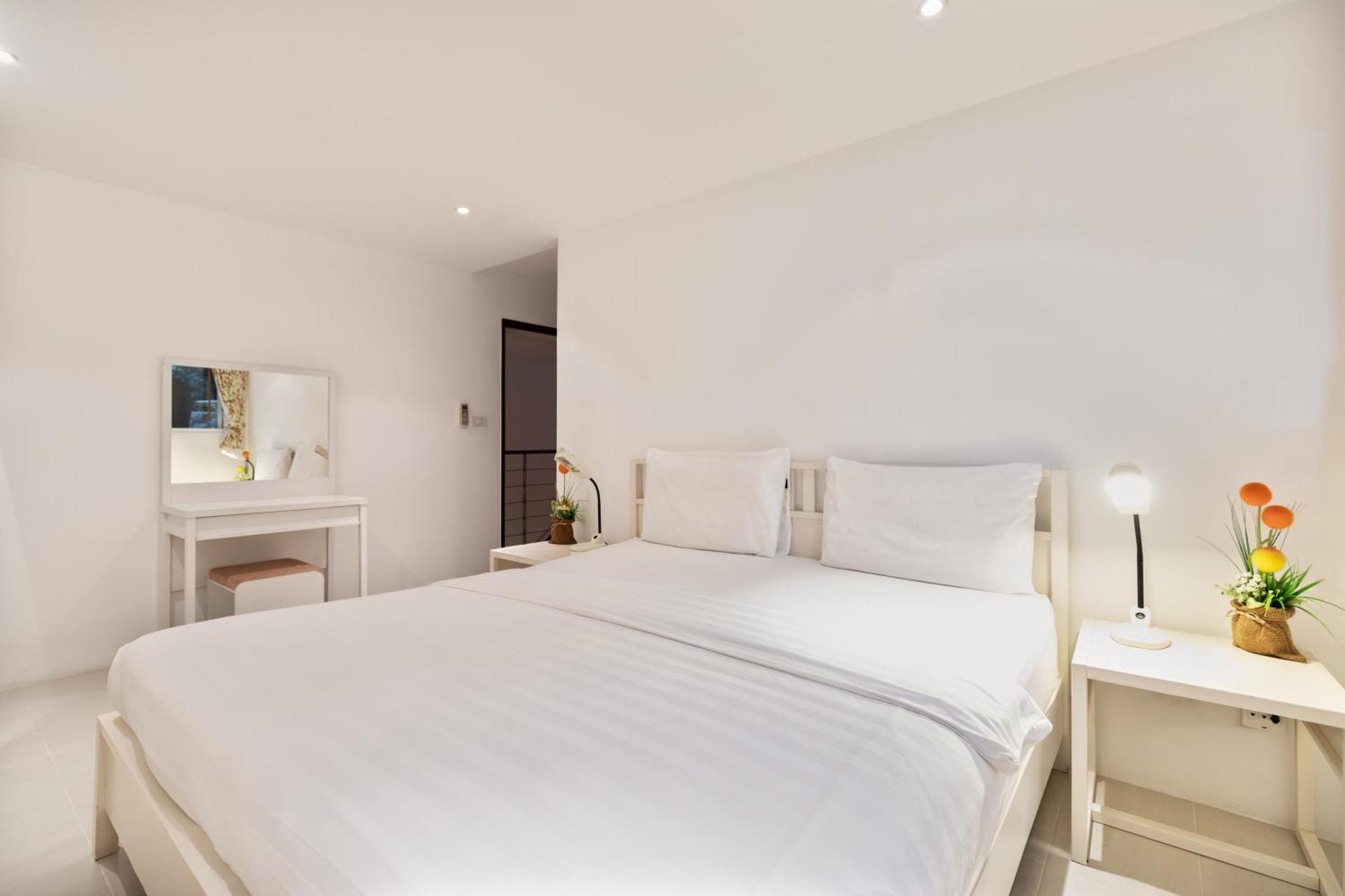 Surin Heights Villa Phòng bức ảnh