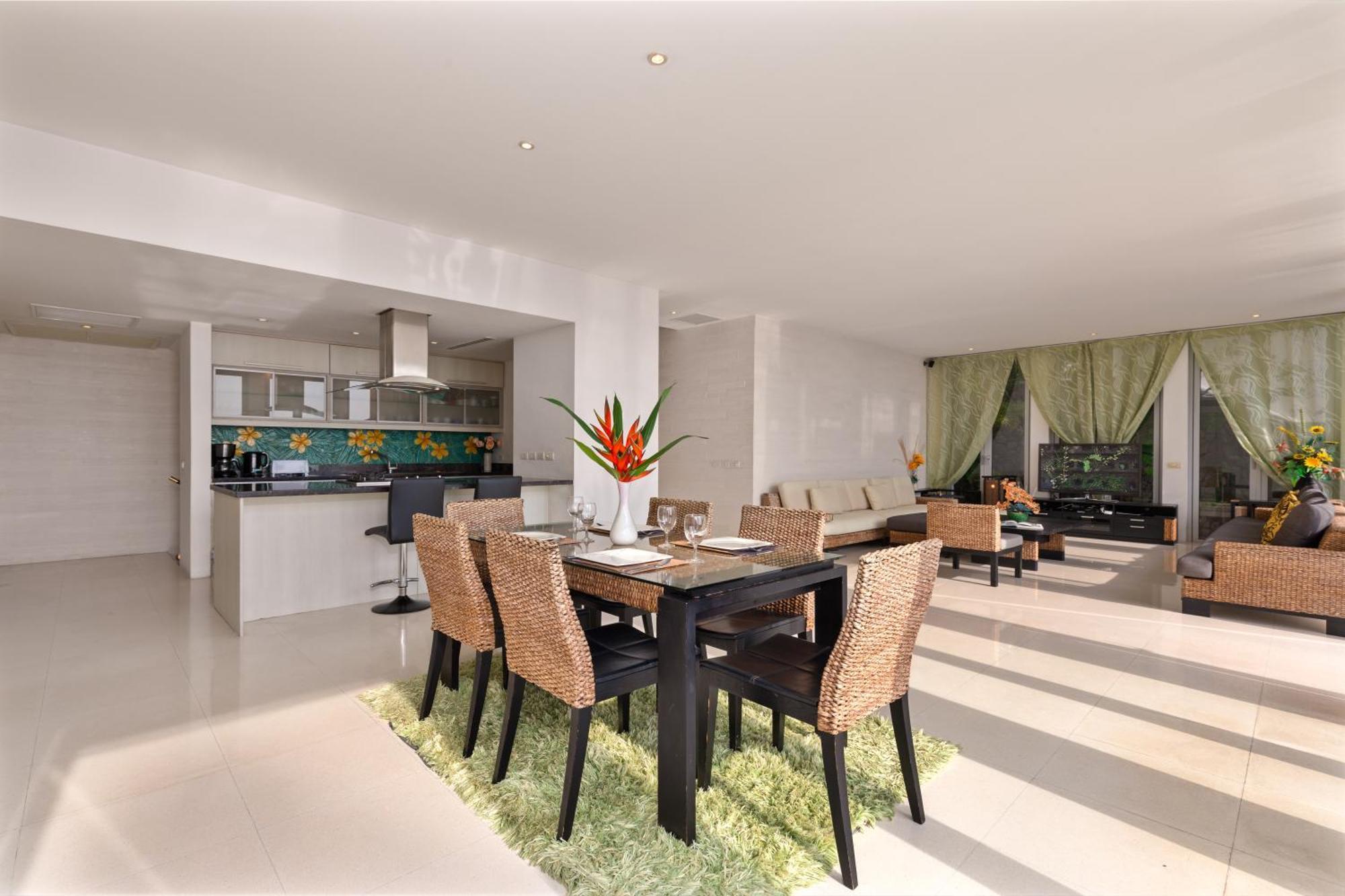 Surin Heights Villa Phòng bức ảnh