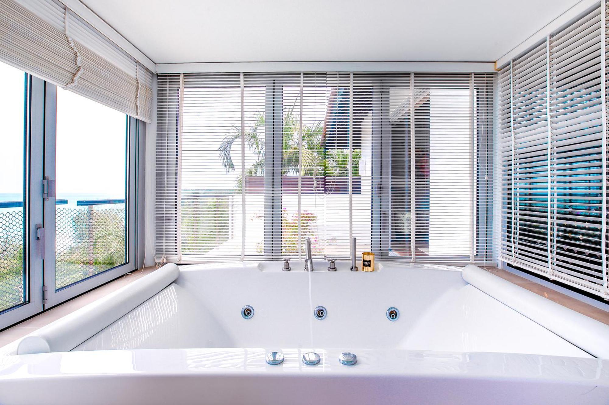 Surin Heights Villa Phòng bức ảnh